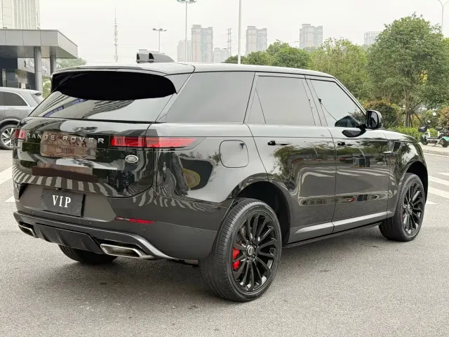 Land Rover Range Rover Sport — Фото автомобиля 6