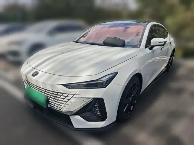 Фотография автомобиля — Changan UNI-V