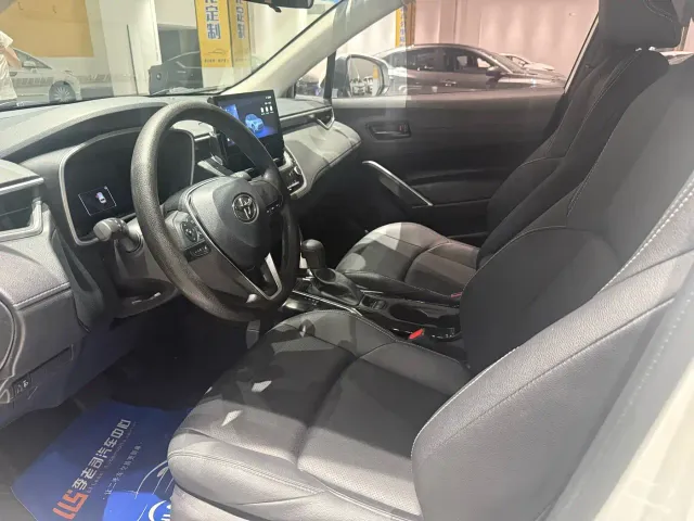 Toyota Frontlander — Фото автомобиля 6