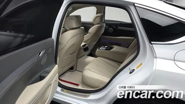 Genesis G80 RG3 — Фото автомобиля 16
