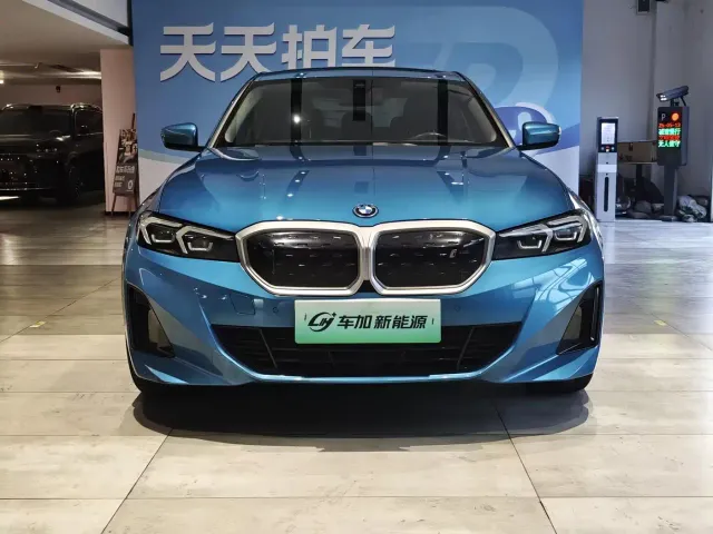 BMW i3 — Фото автомобиля 2