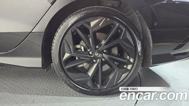Hyundai Ioniq 6 — Фото автомобиля 6