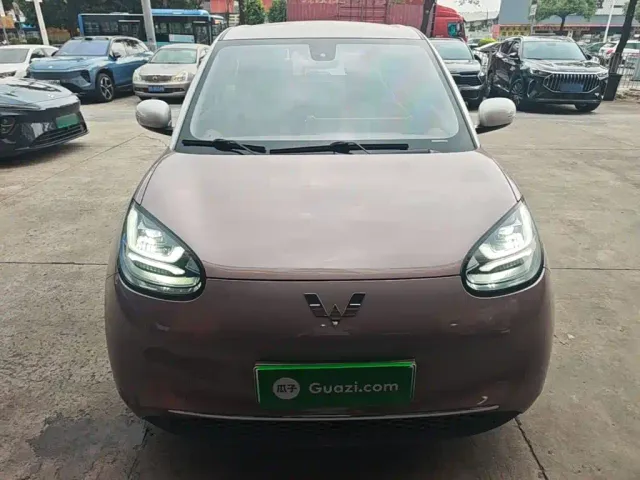 Wuling Bingo — Фото автомобиля 2