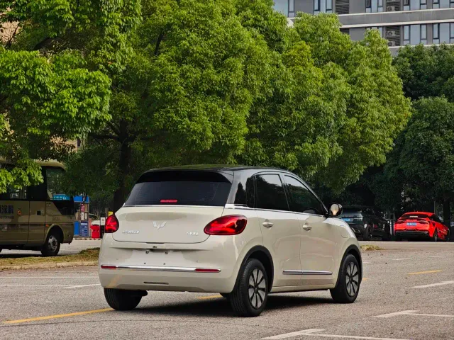Wuling Bingo — Фото автомобиля 7