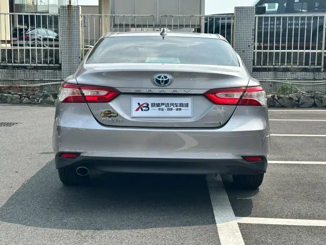 Toyota Camry — Фото автомобиля 14