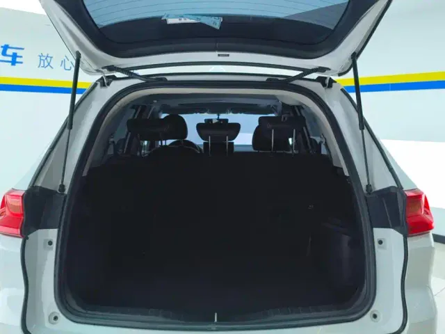 Haval M6 — Фото автомобиля 4