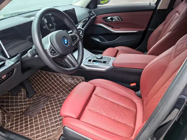 BMW i3 — Фото автомобиля 4