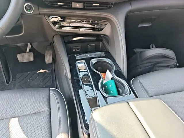 Buick Envision Plus — Фото автомобиля 13