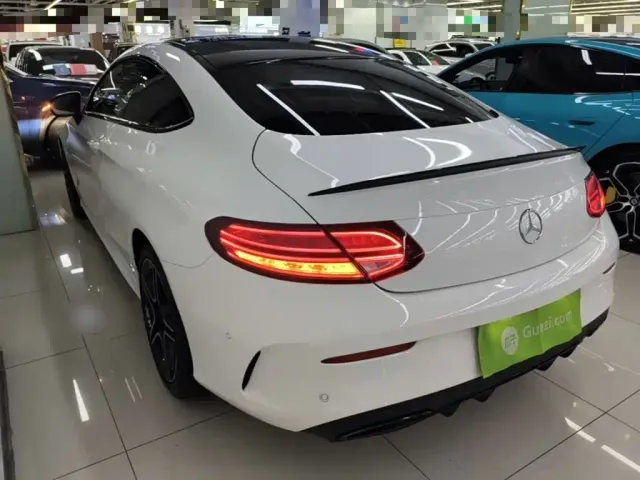 Mercedes-Benz C-Class — Фото автомобиля 4