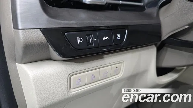 Kia Carnival 4th Gen — Фото автомобиля 29