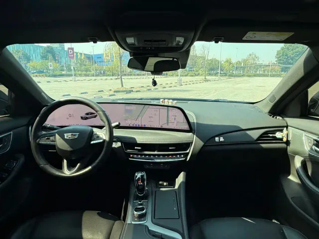 Cadillac CT5 — Фото автомобиля 9