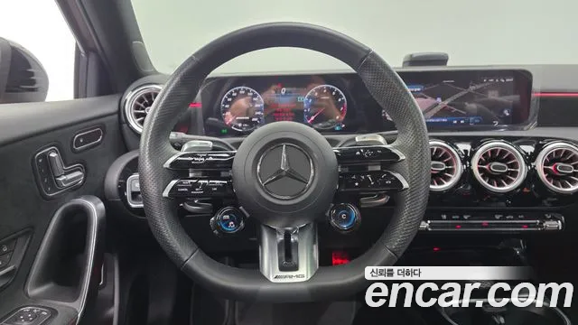 Mercedes-Benz A-Class — Фото автомобиля 12