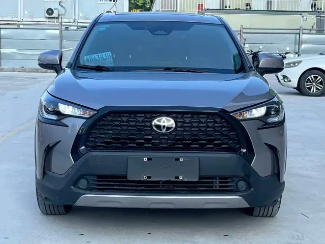 Toyota Corolla Cross — Фото автомобиля 2
