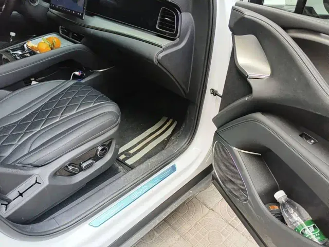 BYD Sealion 07 EV — Фото автомобиля 13