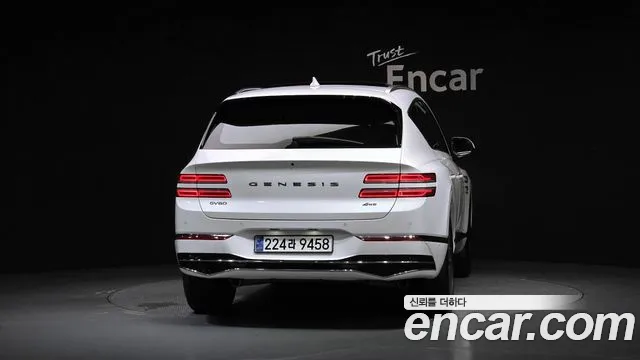 Genesis GV80 — Фото автомобиля 4