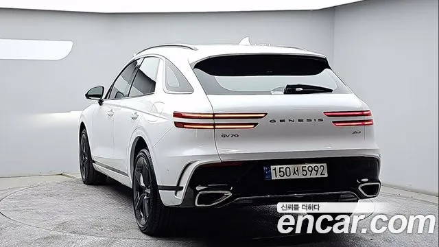 Genesis GV70 — Фото автомобиля 2