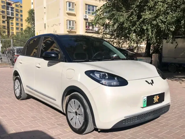 Wuling Bingo — Фото автомобиля 2