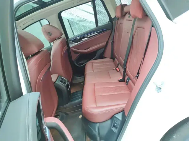 BMW X3 — Фото автомобиля 16