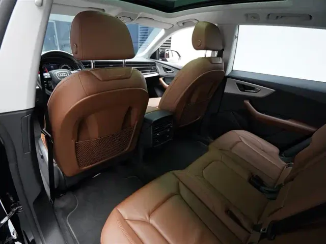 Audi Q8 — Фото автомобиля 13
