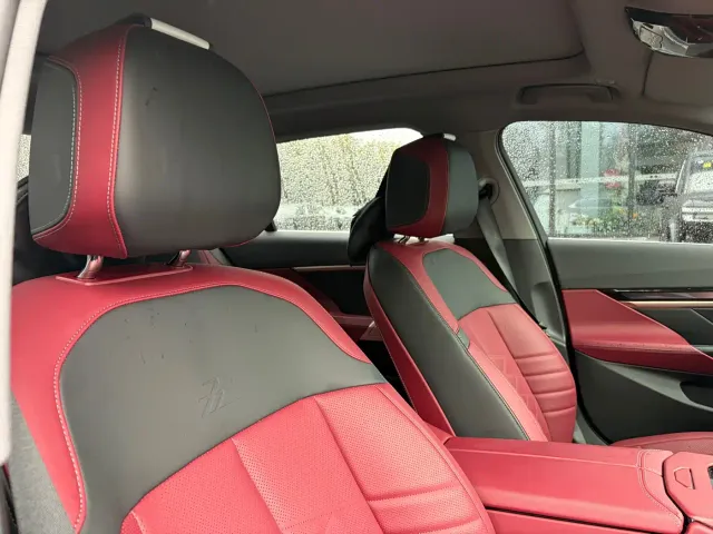 BMW 5 Series — Фото автомобиля 18