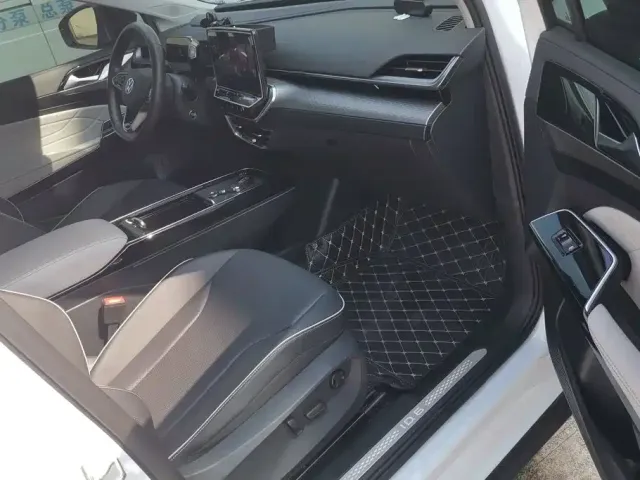 Volkswagen ID.6 X 2023 Upgraded Pure Long Range Edition — Фото автомобиля 8