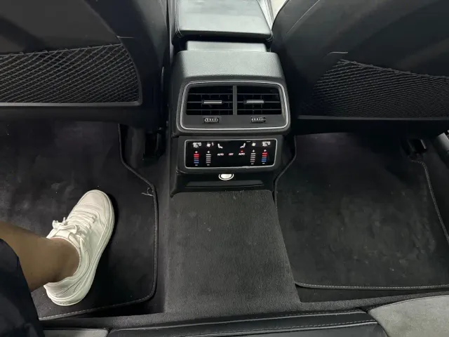 Audi A6L — Фото автомобиля 7