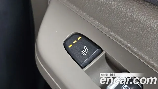 Kia Carnival Generation 4 — Фото автомобиля 19