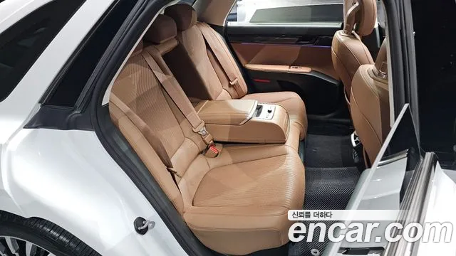 Hyundai Grandeur GN7 — Фото автомобиля 17