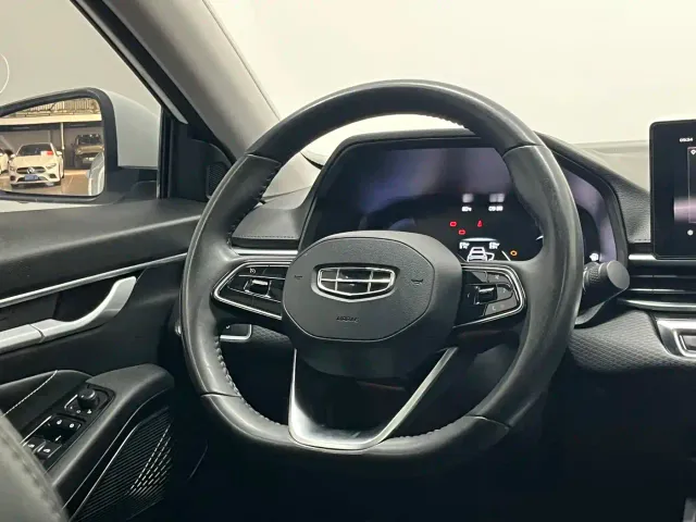 Geely Emgrand 2022 4th Generation 1.5L CVT Premium — Фото автомобиля 16
