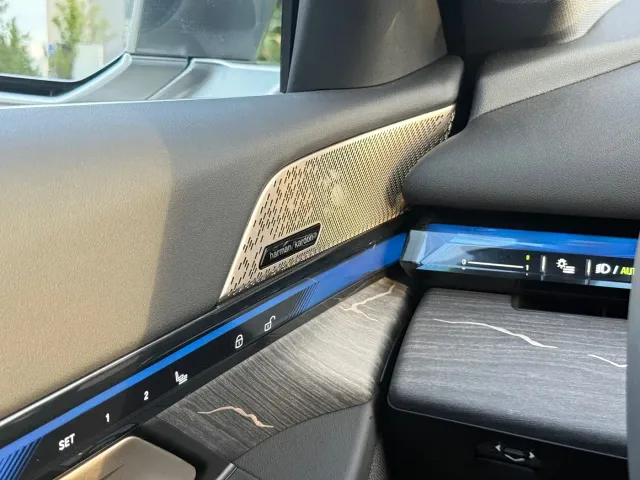 BMW i5 — Фото автомобиля 27