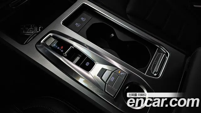 KG_Mobility_Ssangyong Rexton Rexton Arena Дизель 2.2 2WD — Фото автомобиля 7