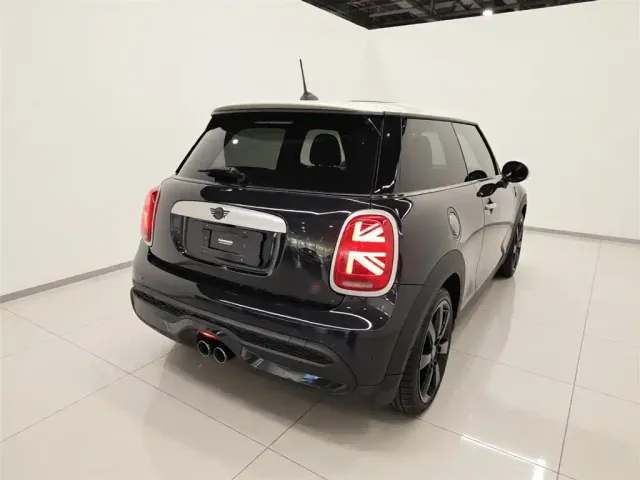 MINI Hatch — Фото автомобиля 4