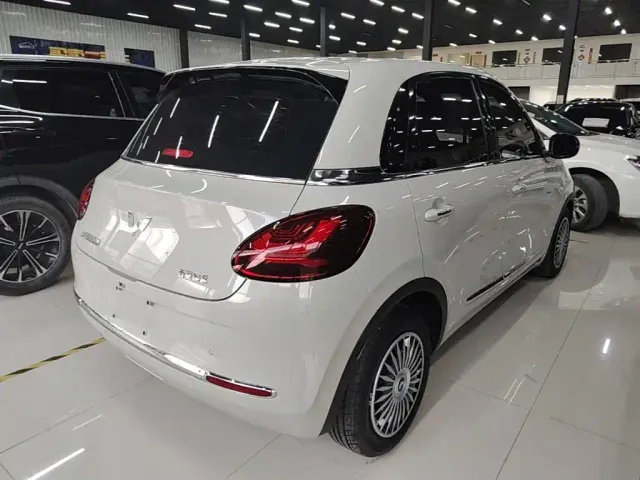 Wuling Bingo — Фото автомобиля 6