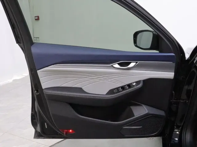 Geely Xingrui — Фото автомобиля 9