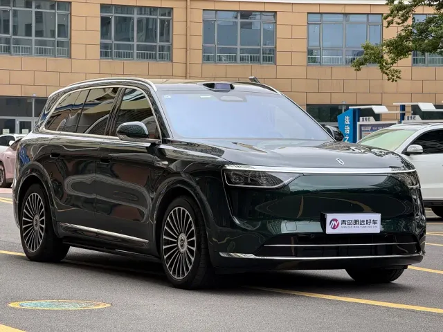 Aito M8 — Фото автомобиля 3