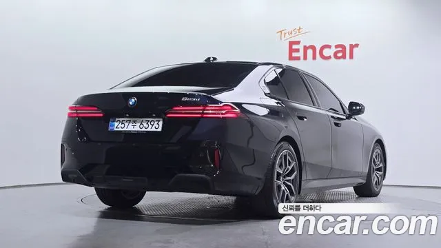BMW 5-Series 5 серия (G60) 523d M Sport — Фото автомобиля 2
