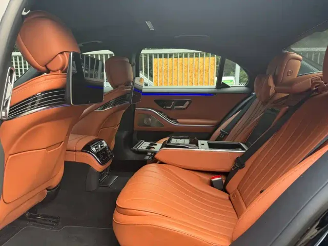 Mercedes-Benz S-Class — Фото автомобиля 13