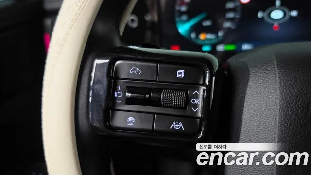 Hyundai Santa Fe — Фото автомобиля 22