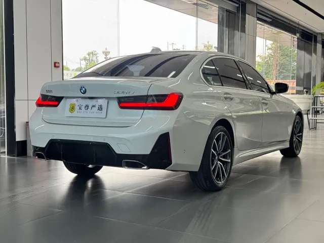 BMW 3 Series — Фото автомобиля 5