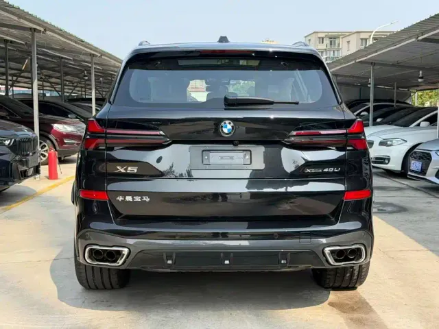 BMW X5 — Фото автомобиля 8