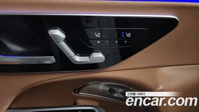 Mercedes-Benz E-Class E-класс W214 E300 4MATIC Exclusive — Фото автомобиля 28