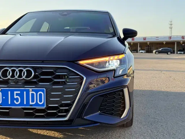 Audi Audi A3 2022 Sportback 35 TFSI Progressive Elegance — Фото автомобиля 3