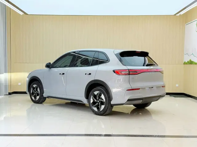 Geely Galaxy E5 — Фото автомобиля 22