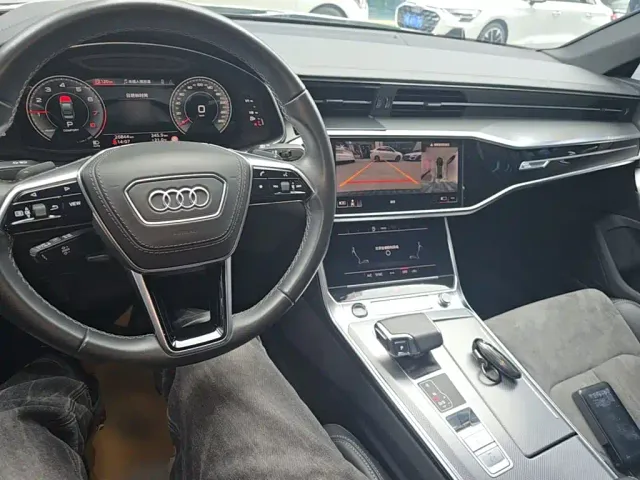Audi A6L — Фото автомобиля 9