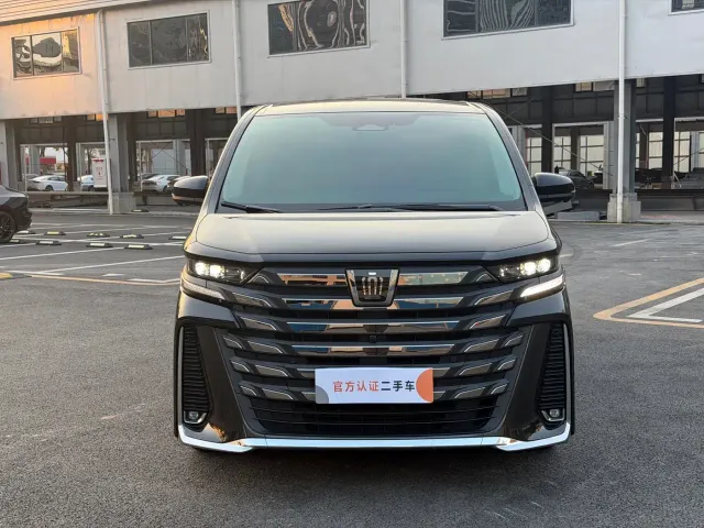 Toyota Vellfire — Фото автомобиля 2