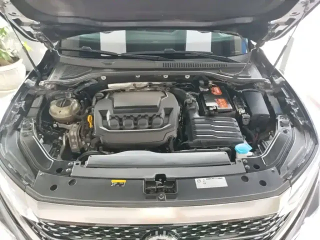 Volkswagen Passat — Фото автомобиля 19