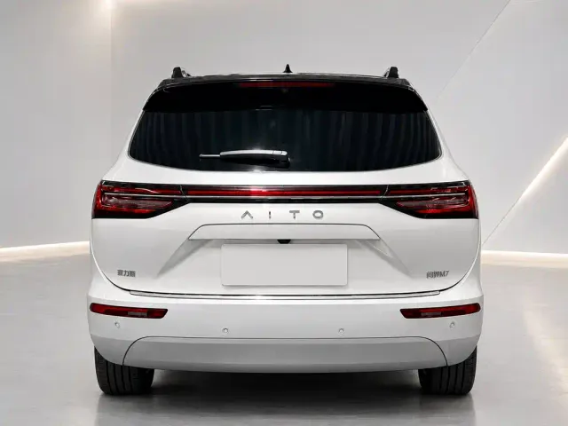 Aito M7 — Фото автомобиля 5