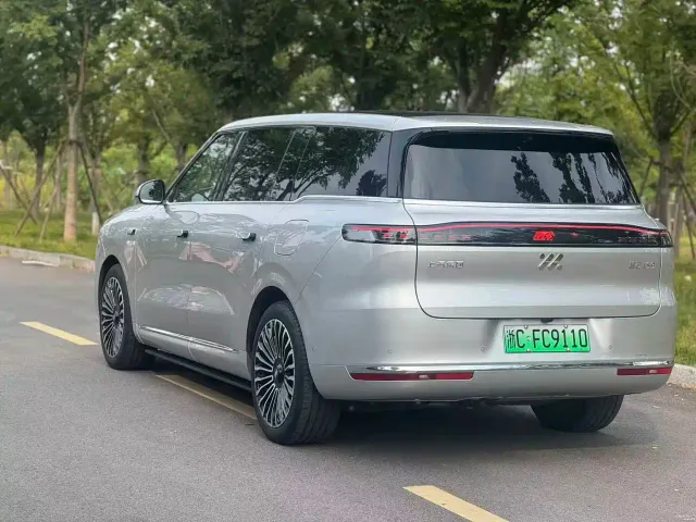 IM Motors LS9 — Фото автомобиля 3