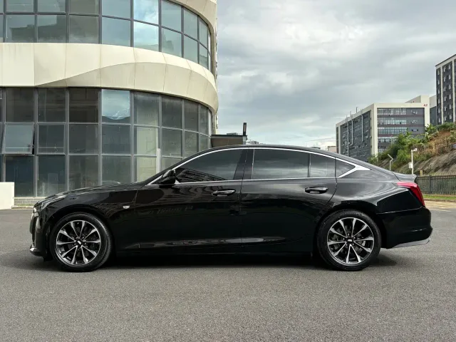 Cadillac CT5 — Фото автомобиля 16