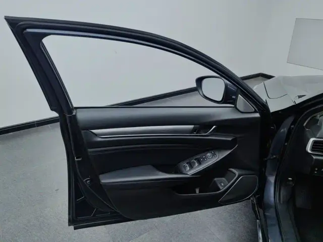 Honda Accord — Фото автомобиля 7